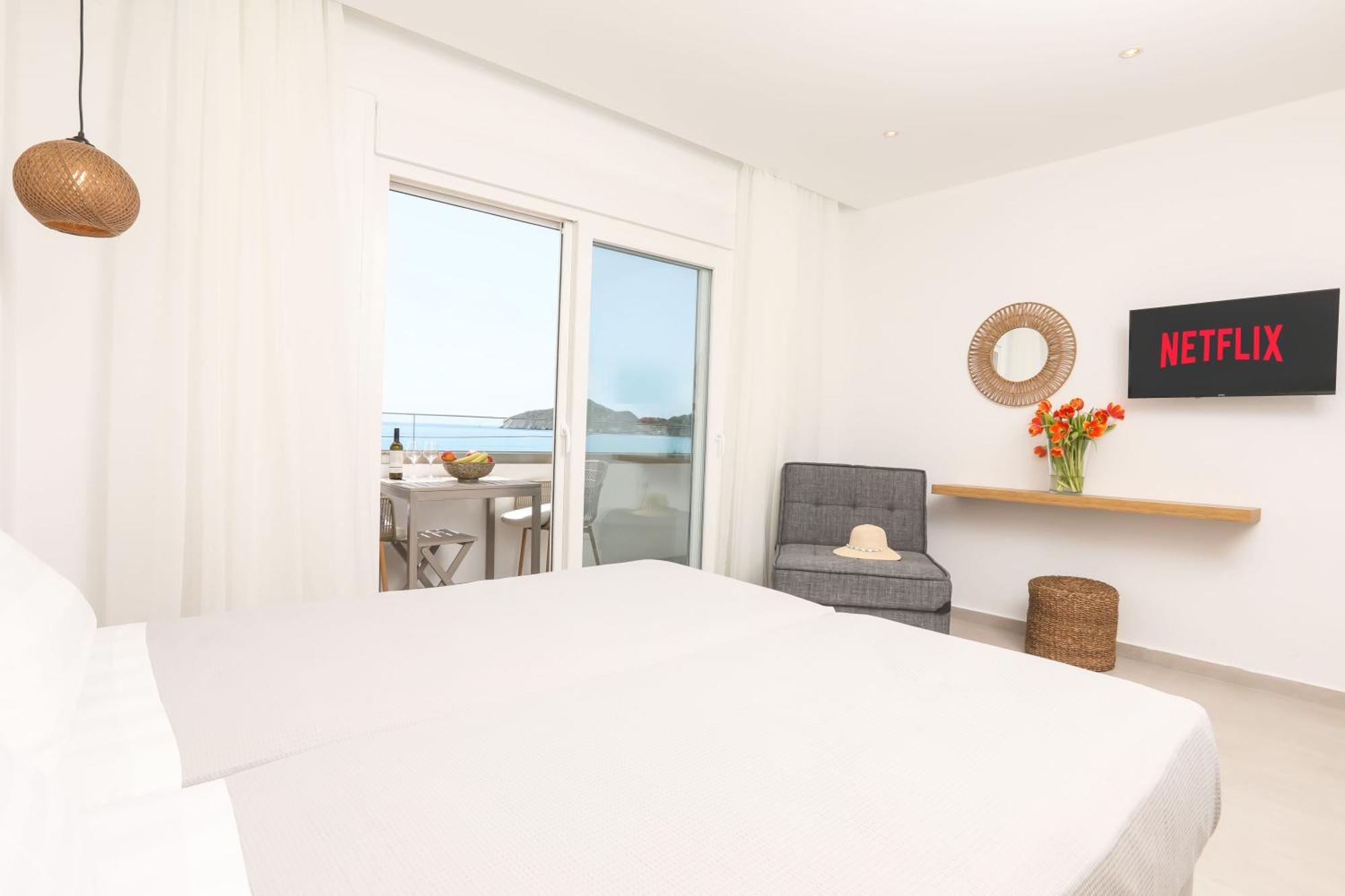 Magdachris Luxury Rooms Agios Georgios Pagon Exterior foto